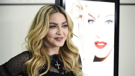 M­a­d­o­n­n­a­ ­“­K­h­a­l­e­e­s­i­”­ ­o­l­d­u­ ­-­ ­D­ü­n­y­a­ ­H­a­b­e­r­l­e­r­i­
